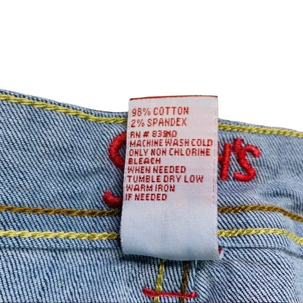 10/$25🦋 Smith's Medium Wash Denim Capris - Size 16